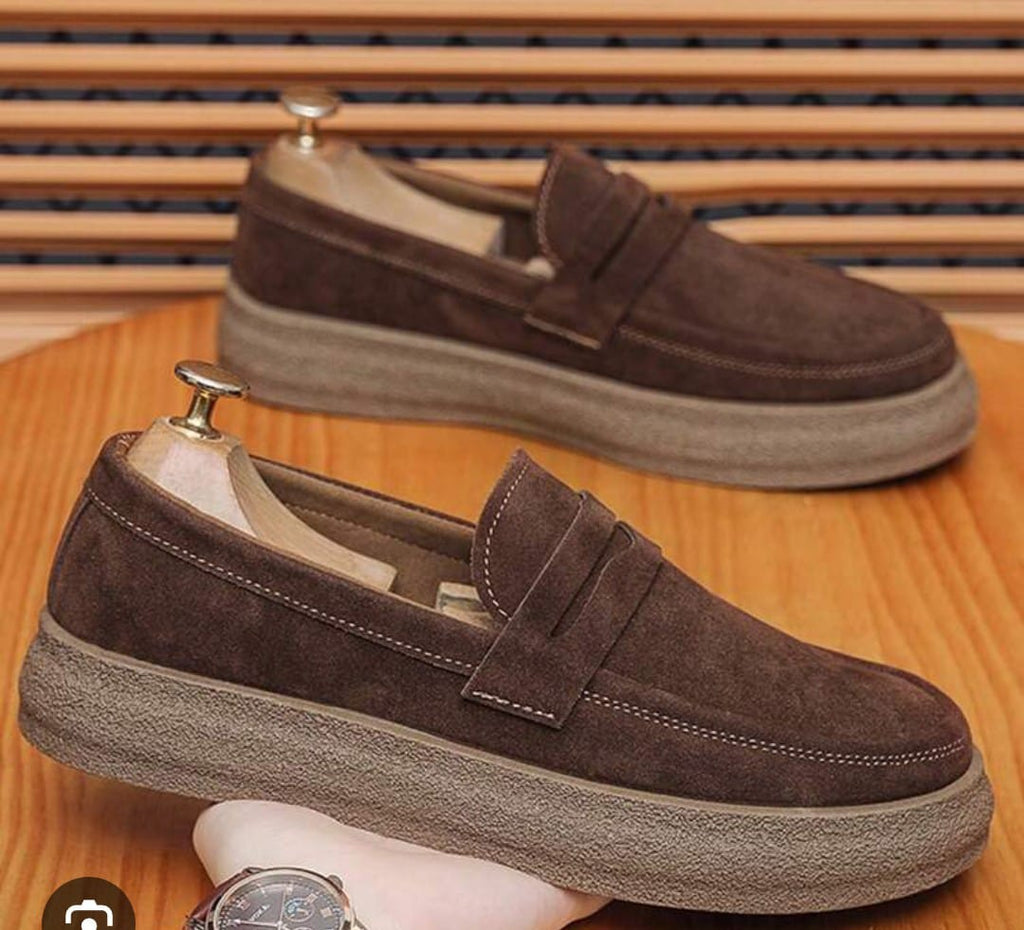 Mocassins à boucle en daim