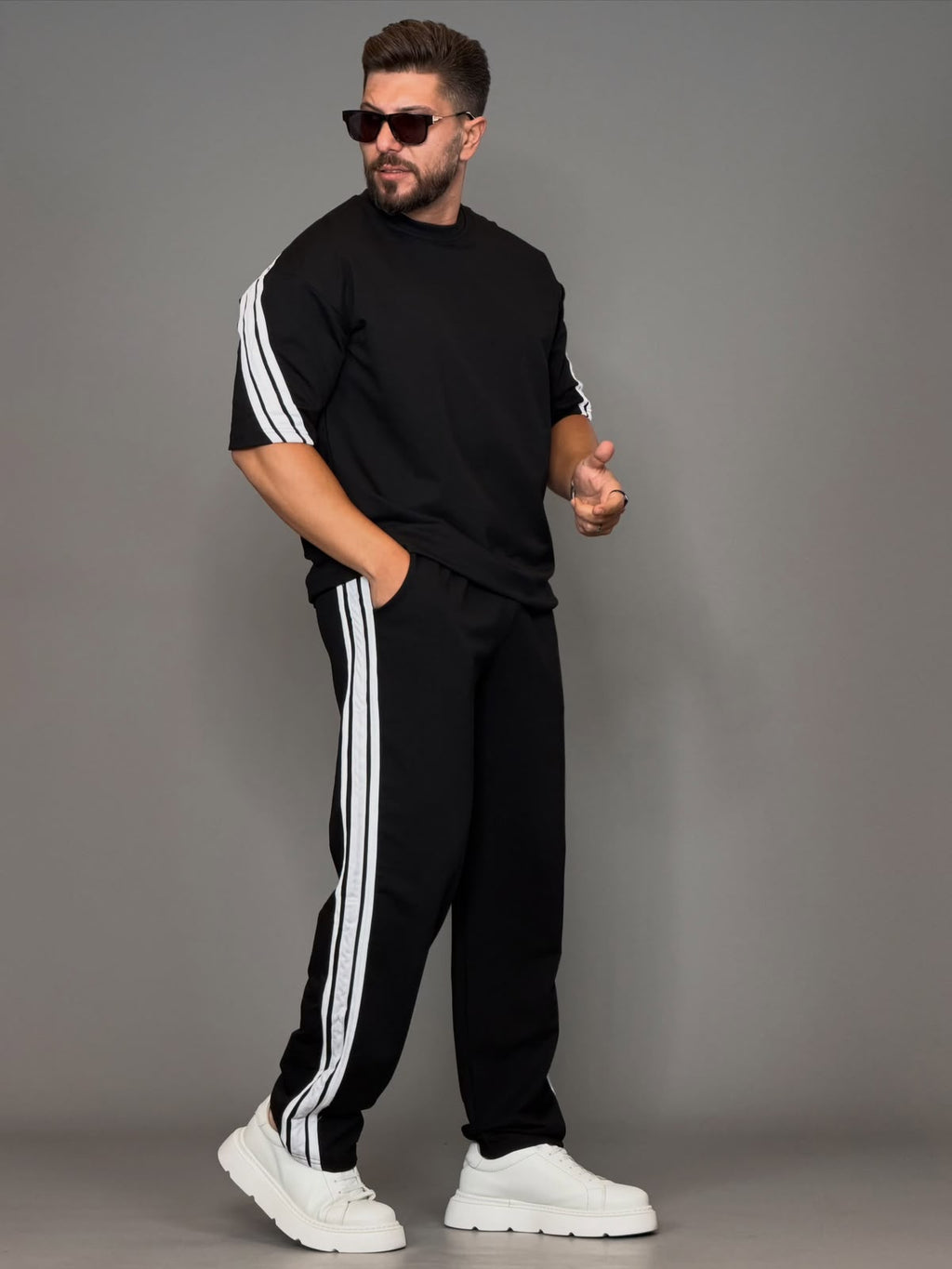 Two Stripes Set